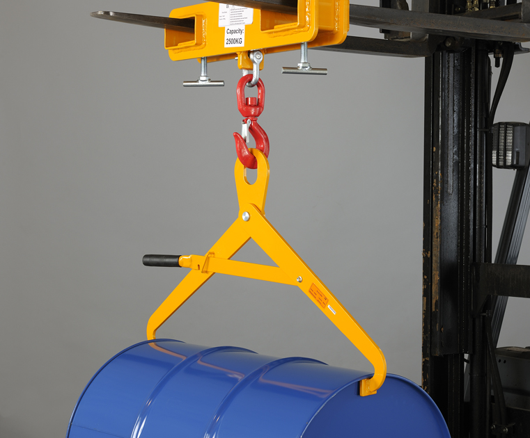 PINZA PER SOLLEVAMENTO ORIZZONTALE DI FUSTI IN FERRO DA 220LT. PORTATA 500KG *ESCLUSO GANCIO PER CARRELLO ELEVATORE.